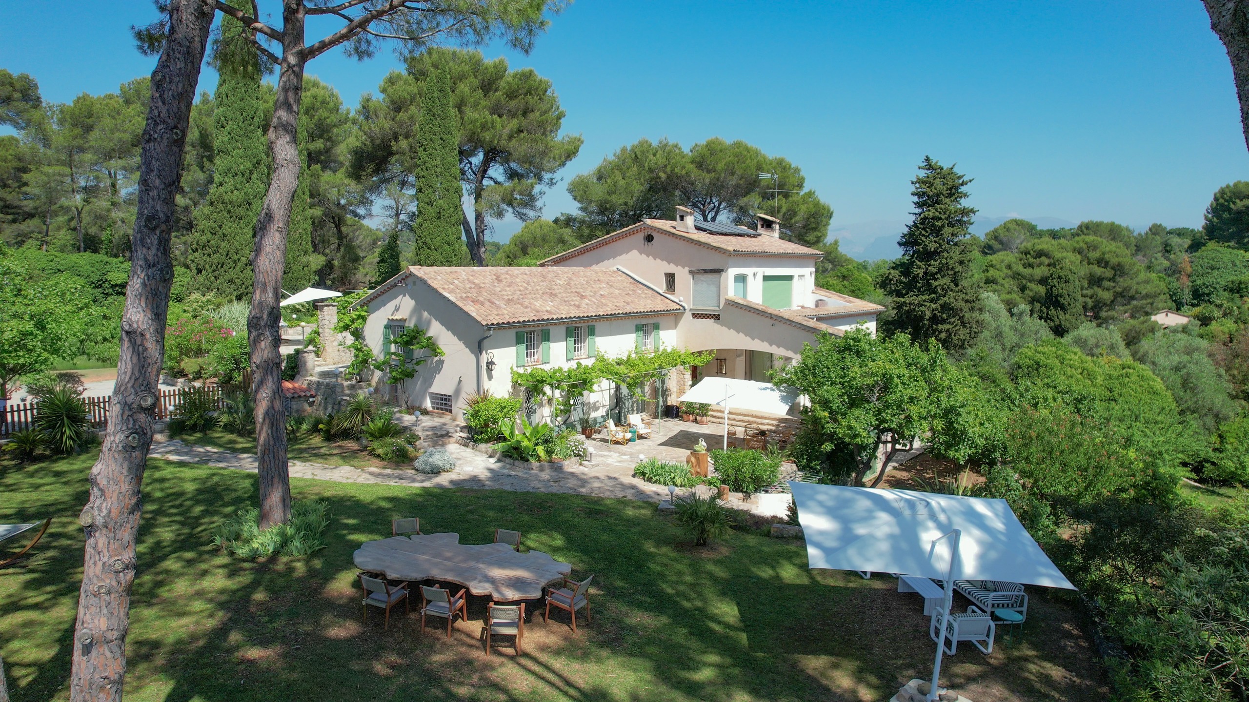 Vue drone — Domaine des Encourdoules